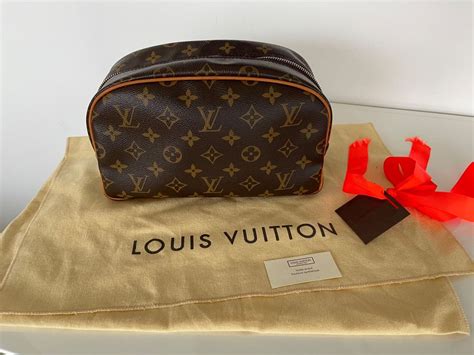 louis vuitton trousse 25|LOUIS VUITTON Trousse Toilette 25 .